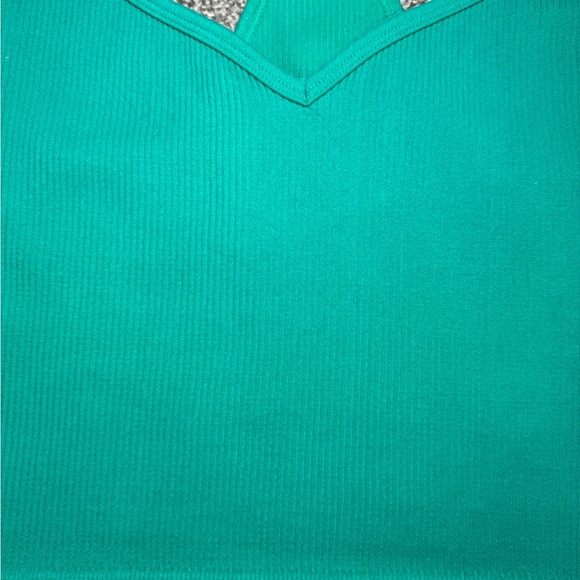 Green Ribbed Tank Top - Picture 5 of 6